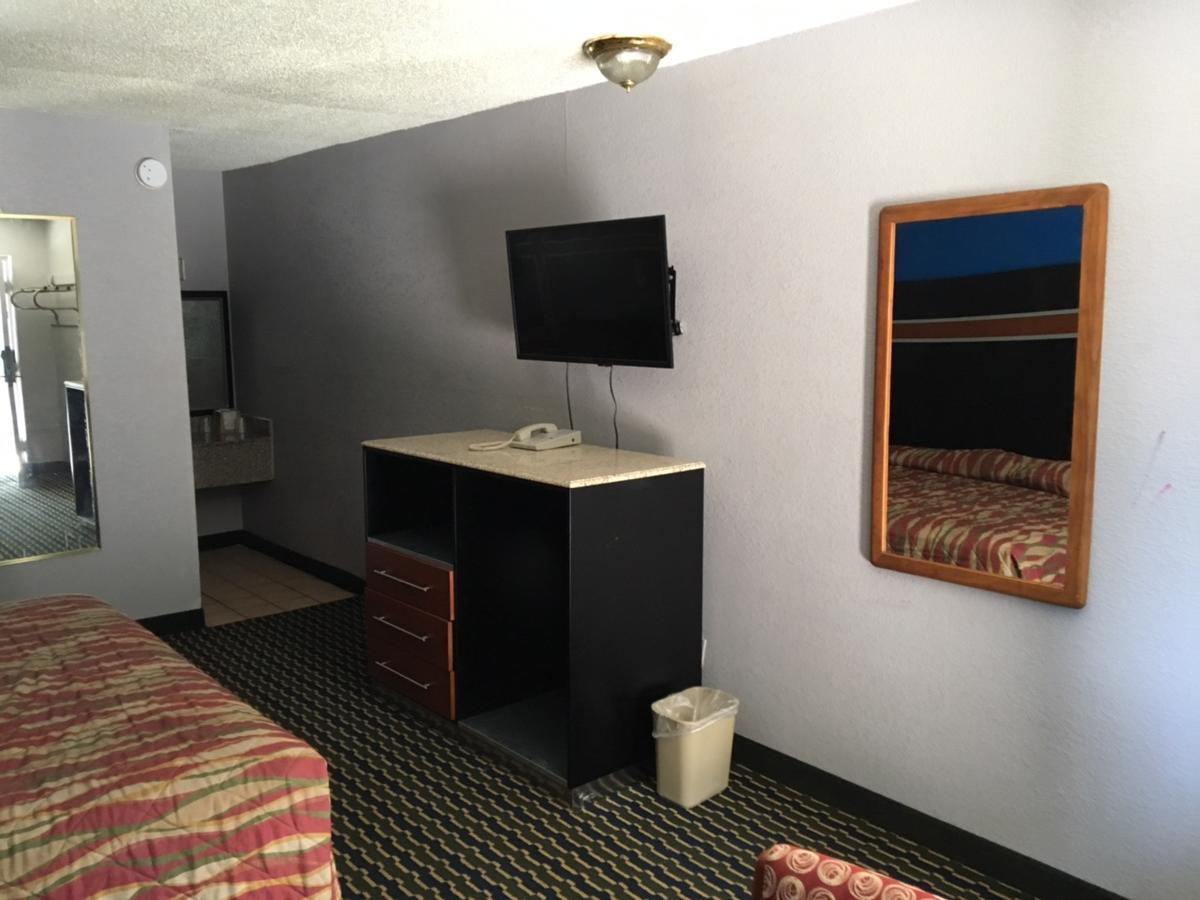 Fulton Inn Lodge West Εξωτερικό φωτογραφία